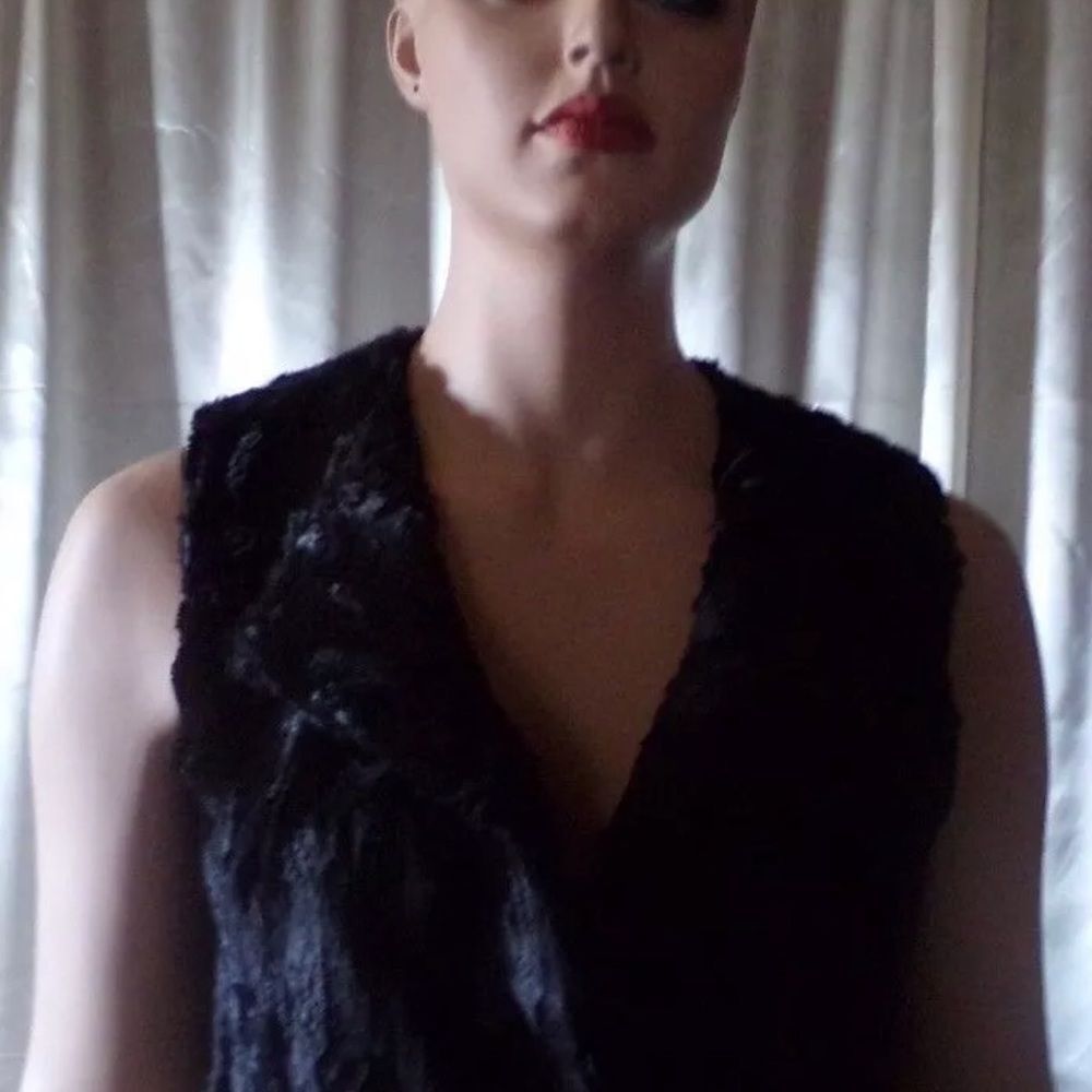 Joe Fresh Black Faux Fur Vest sz. L